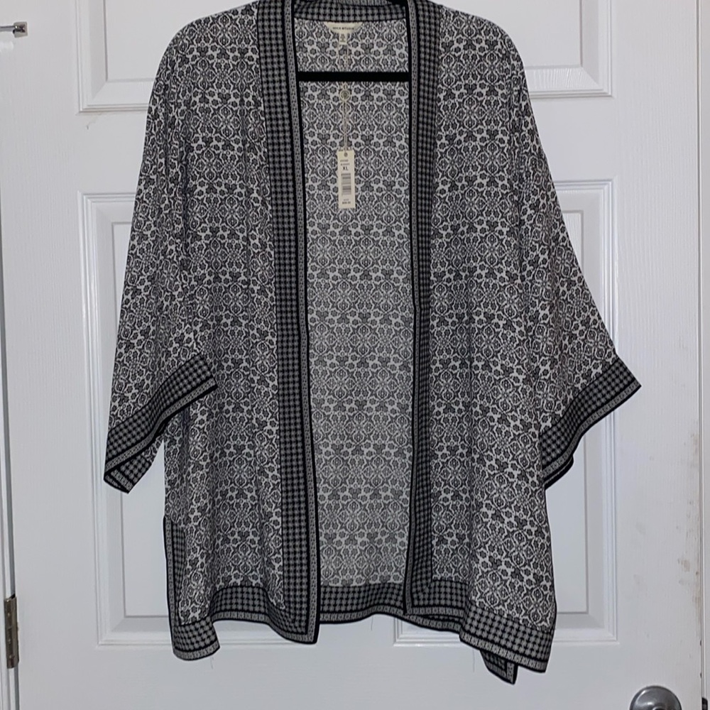 NWT Max Studio Kimono Cardigan Open Front Black & White Floral Duster Size XL